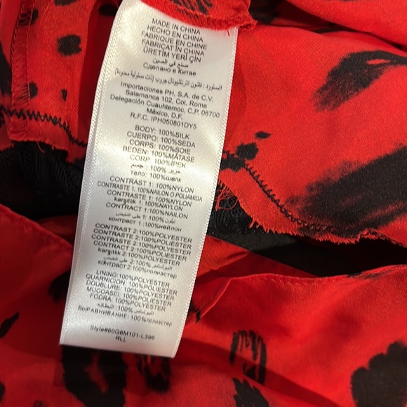 Red leopard sleeveless blouse - Picture 6 of 6